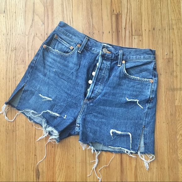 Agolde Pants - AGOLDE Riley cut off ✂️ shorts 27